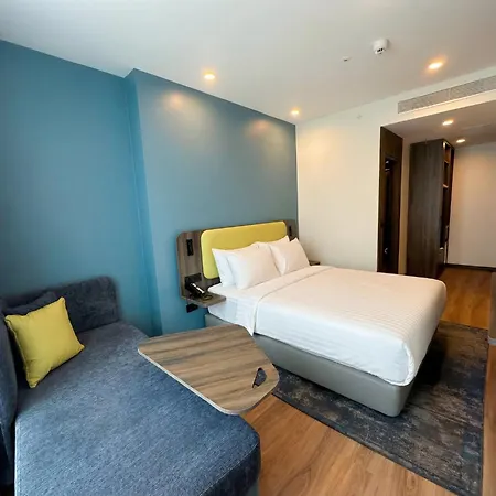 Holiday Inn Express Istanbul - Airport Arnavutkoy By Ihg-3